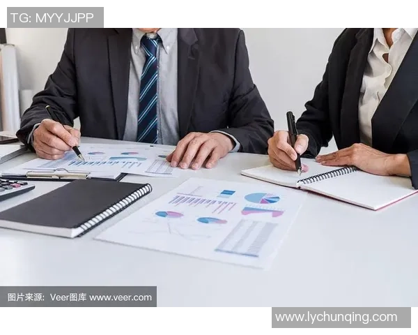 西安篮球队团队协作表现的数据分析与提升策略探讨 西安篮球队团队协作表现的数据分析与提升策略探讨