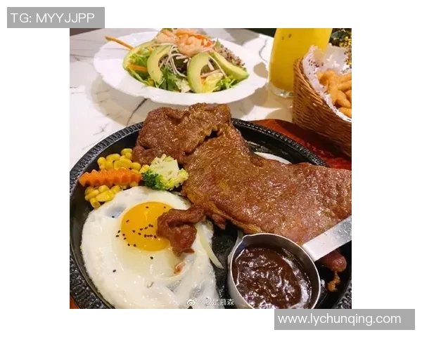 足球明星享受休闲时光品尝美味薯片趣味视频大揭秘 足球明星享受休闲时光品尝美味薯片趣味视频大揭秘